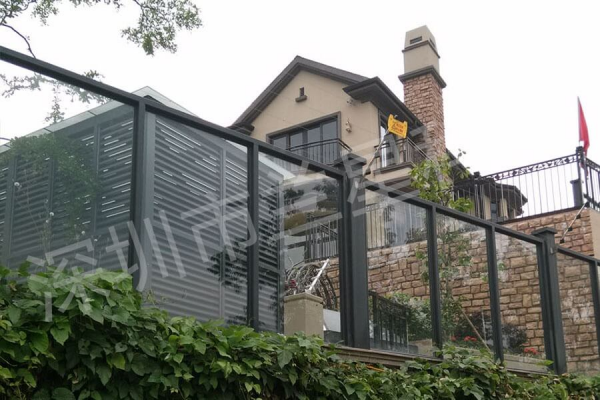 Lemon Waterside Villa