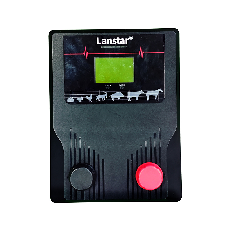 How does a pasture energy controller ensure constant temperature operation on a ranch?